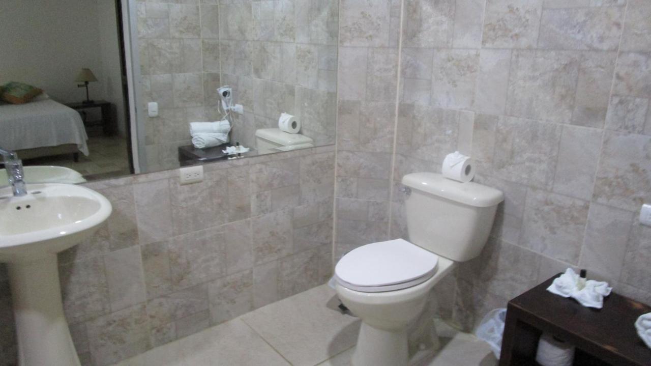Sueno Tranquilo Hotel Quepos Ngoại thất bức ảnh